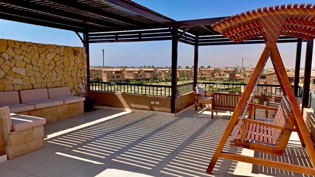 Chalet Marina Wadi Degla Families Only Pool View 2Nd Floor 6 Adults Ain Sukhna Exterior photo