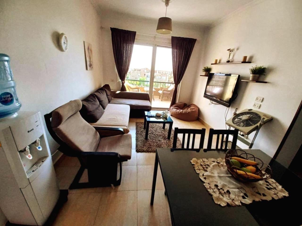 Chalet Marina Wadi Degla Families Only Pool View 2Nd Floor 6 Adults Ain Sukhna Exterior photo